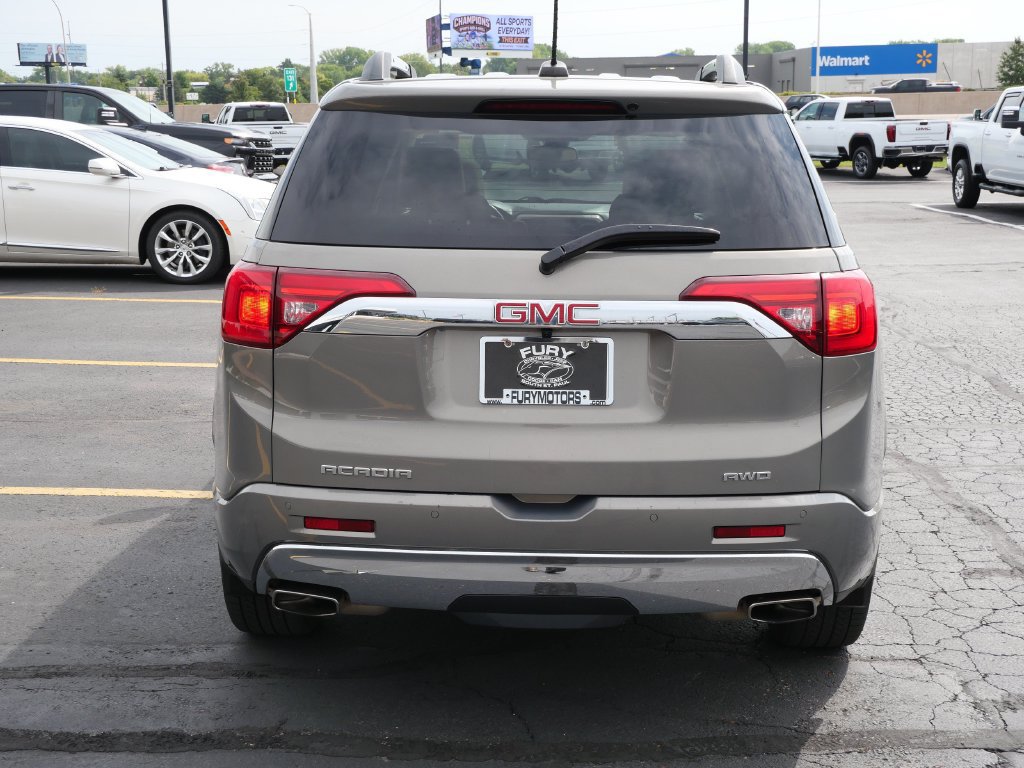 Certified 2019 GMC Acadia Denali w/ Technology Package AWD/4WD image 7