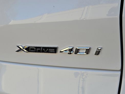 New 2026 BMW X5 xDrive40i w/ Climate Comfort Package image 16