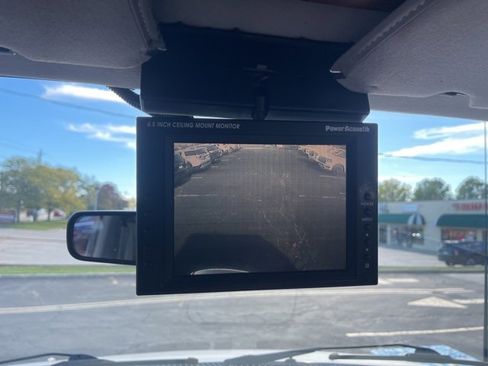 Used 2002 Ford E-150 and Econoline 150 image 15