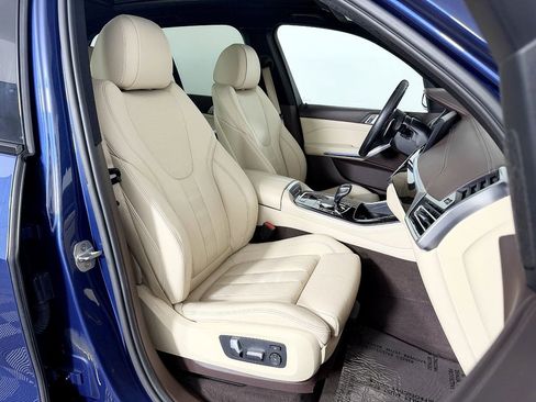 Used 2019 BMW X5 xDrive40i w/ M Sport Package AWD/4WD image 54