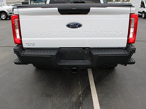 Used 2023 Ford F250 XL w/ XL Off-Road Package AWD/4WD image 13