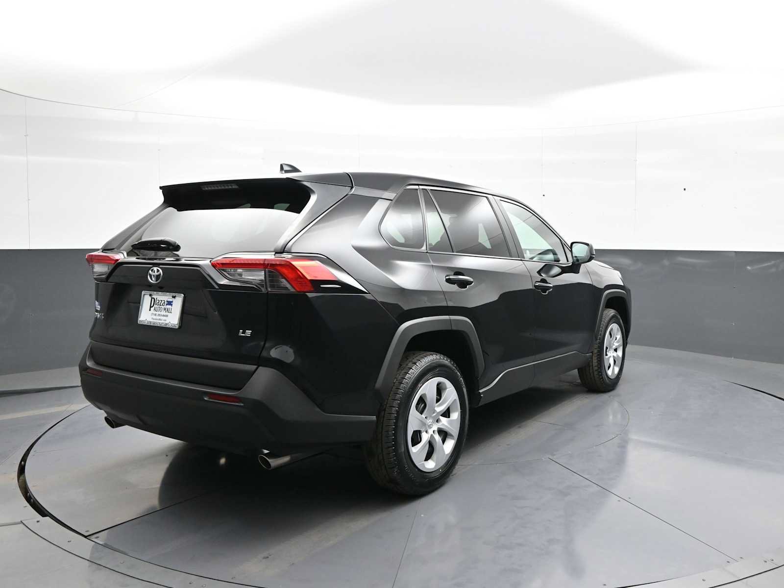 Used 2025 Toyota RAV4 LE FWD image 6