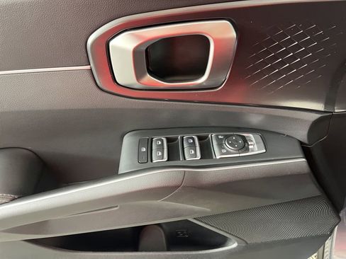 Used 2022 Kia Sorento LX image 24
