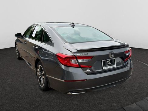 Used 2019 Honda Accord Touring image 3