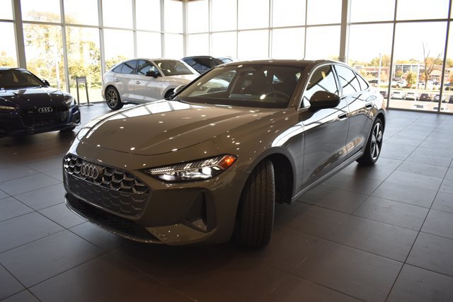 Used 2025 Audi A5 Prestige w/ 19" Wheel Package AWD/4WD image 3