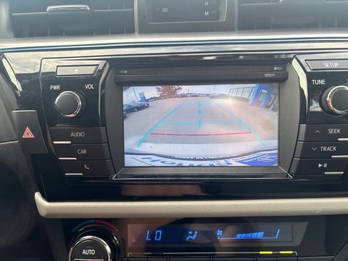 Used 2016 Toyota Corolla LE FWD image 20