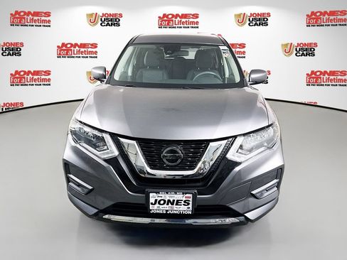 Used 2020 Nissan Rogue S FWD image 10