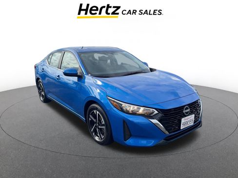 Used 2025 Nissan Sentra SV image 1