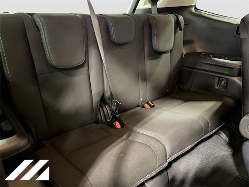 Certified 2024 Subaru Ascent Premium w/ Convenience Package image 28