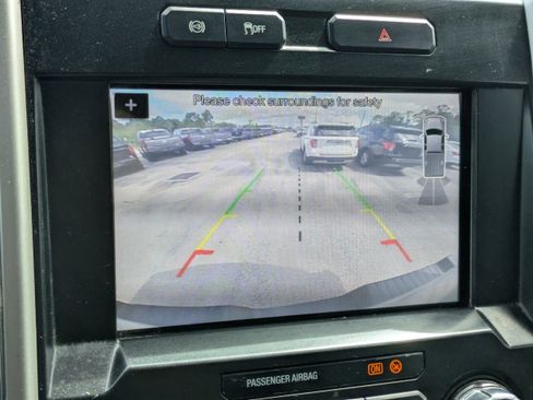 Used 2017 Ford F350 Lariat w/ Chrome Package image 30