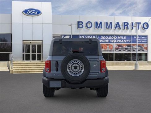 New 2025 Ford Bronco 4-Door image 5