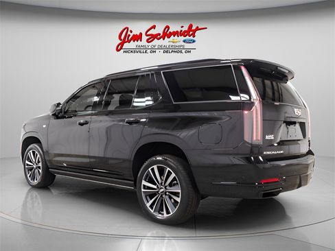 Used 2025 Cadillac Escalade Sport w/ Touring Package image 4