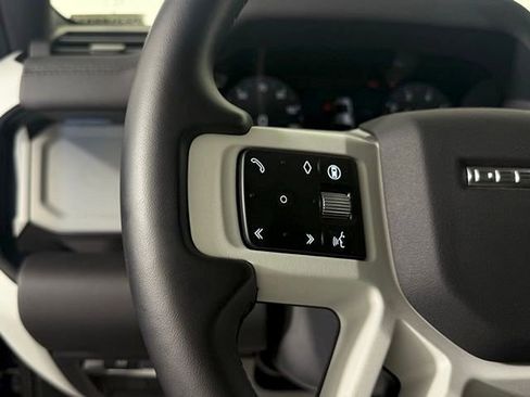 New 2024 Land Rover Defender 110 S AWD/4WD image 38