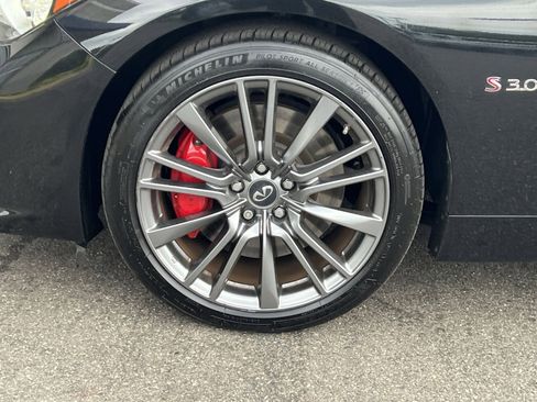 Used 2017 INFINITI Q50 Red Sport 400 AWD/4WD image 13