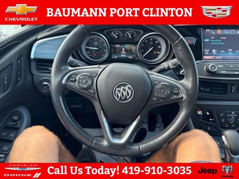 Used 2019 Buick Envision Essence FWD image 13