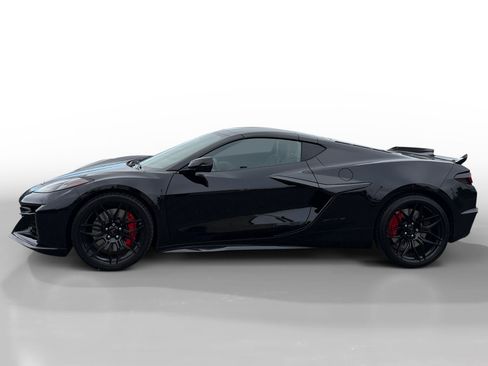 New 2025 Chevrolet Corvette Z06 image 2