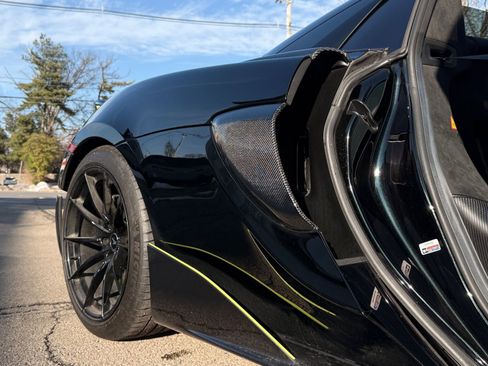 Used 2020 McLaren 600LT Spider image 18