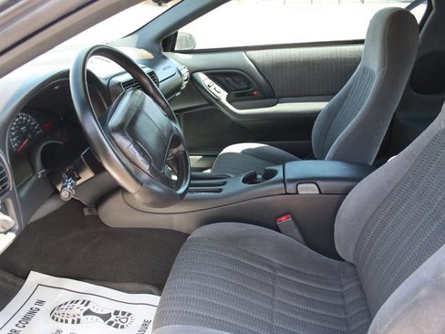 Used 1998 Chevrolet Camaro LT w/ Preferred Equipment Group 2 RWD image 10