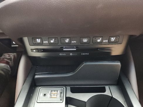 Used 2019 Lexus ES 350 Luxury w/ Accessory Package 2 image 26