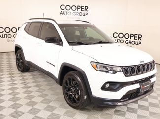 Used 2025 Jeep Compass Latitude w/ Altitude Special Edition AWD/4WD video 1
