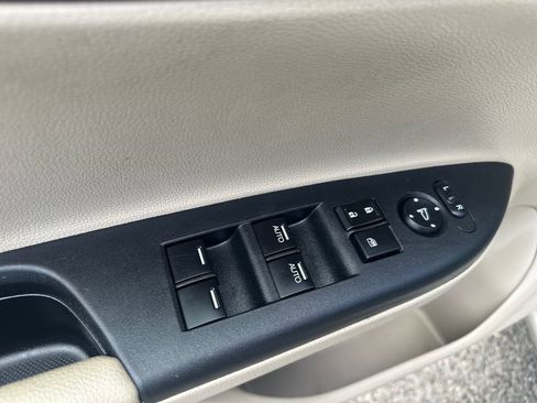 Used 2015 Honda Accord EX-L image 12