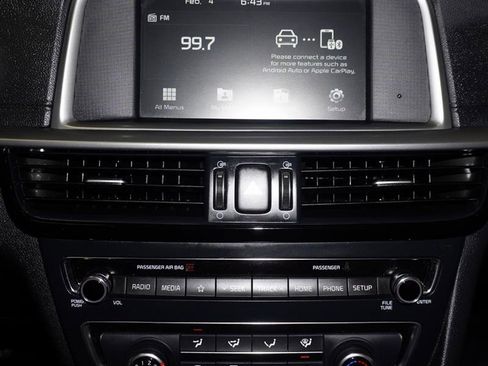 Used 2020 Kia Optima LX image 15