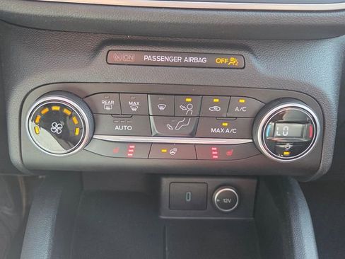 Used 2020 Ford Escape SEL AWD/4WD image 32