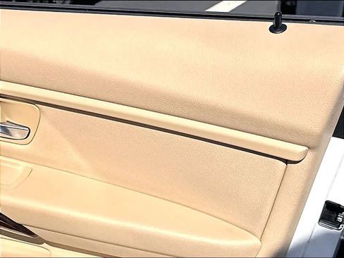 Used 2015 BMW 320i Sedan RWD image 27