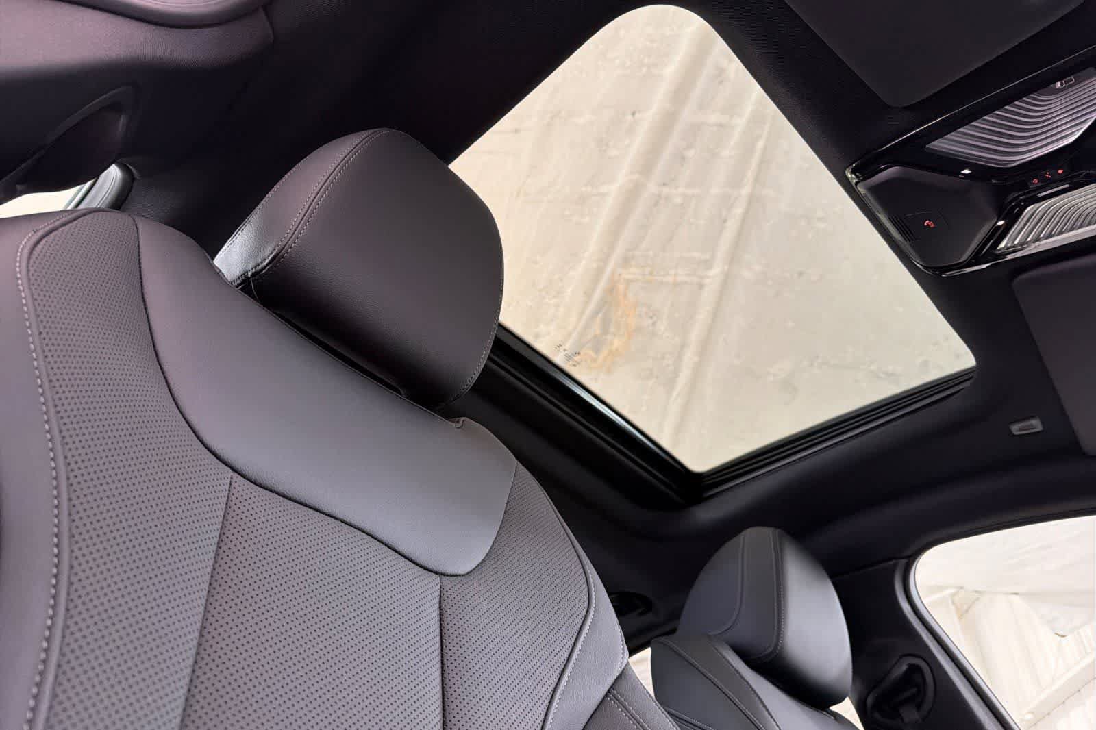 New 2026 BMW M440i w/ Premium Package RWD image 16