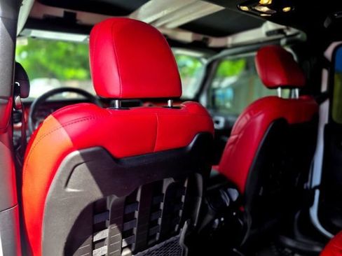 Used 2019 Jeep Wrangler Unlimited Rubicon AWD/4WD image 50