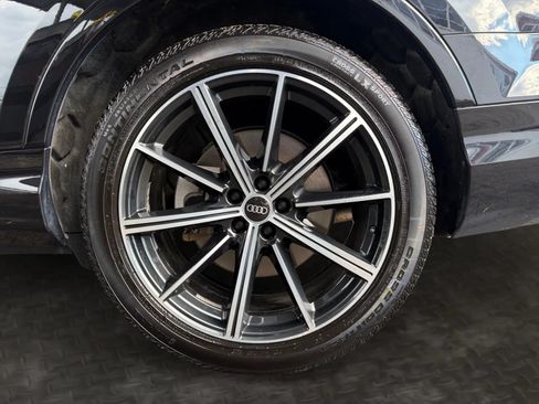Used 2021 Audi Q7 3.0T Prestige w/ Prestige Package AWD/4WD image 38