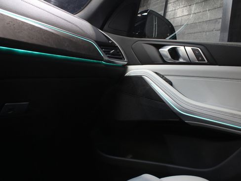 Used 2023 BMW X5 xDrive40i w/ M Sport Package image 80