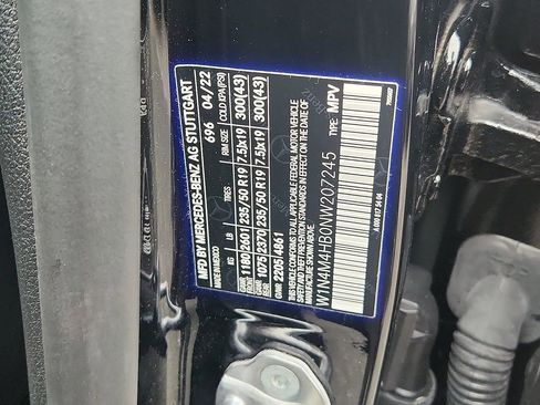 Used 2022 Mercedes-Benz GLB 250 4MATIC image 27