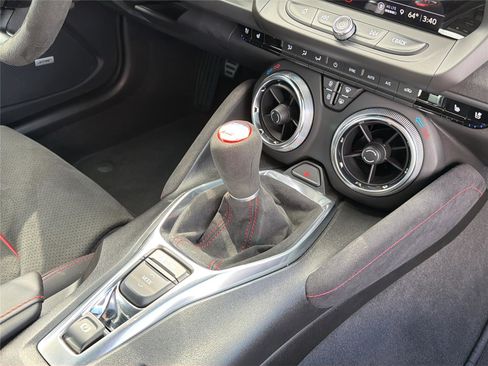 Used 2023 Chevrolet Camaro ZL1 RWD image 19