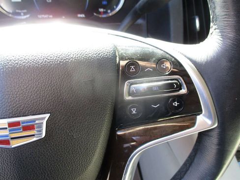 Used 2018 Cadillac Escalade ESV Luxury image 4