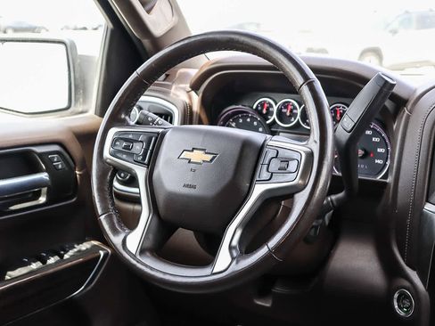 Used 2021 Chevrolet Silverado 1500 LT image 14