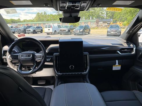 New 2026 GMC Yukon Elevation w/ Elevation Premium Package AWD/4WD image 15