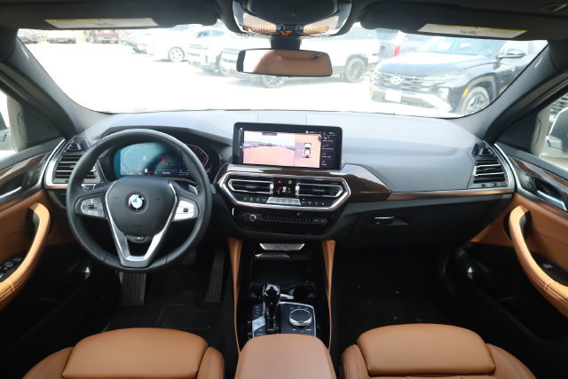 Used 2023 BMW X4 xDrive30i w/ Premium Package AWD/4WD image 14