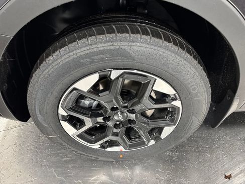 New 2026 Kia Sorento S AWD/4WD image 11