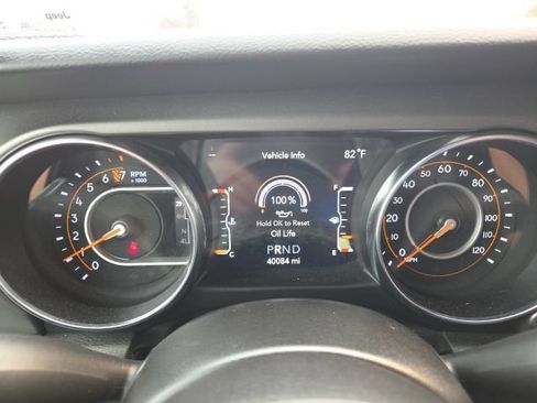 Used 2022 Jeep Wrangler Unlimited Sport AWD/4WD image 22