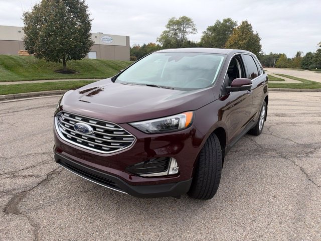 Used 2022 Ford Edge Titanium AWD/4WD image 4