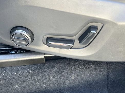 New 2026 Volvo XC90 T8 Plus image 23