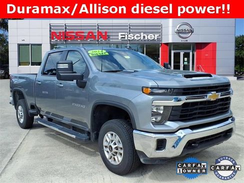 Used 2024 Chevrolet Silverado 2500 LT image 1