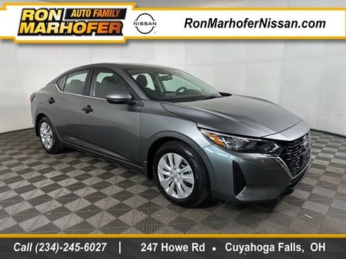 Used 2025 Nissan Sentra S image 1