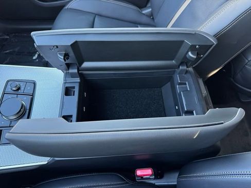 New 2026 MAZDA CX-90 3.3 Turbo w/ Premium Plus Pkg image 24