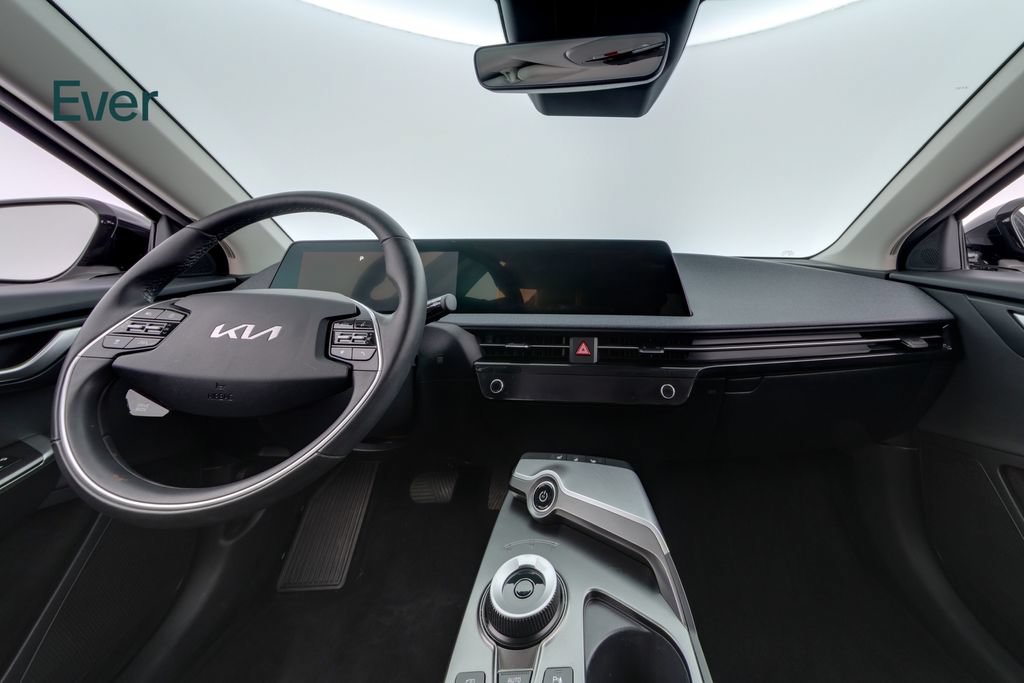Used 2024 Kia EV6 Light AWD/4WD image 26