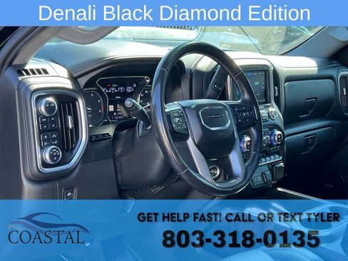 Used 2021 GMC Sierra 2500 Denali w/ Denali Black Diamond Edition image 5