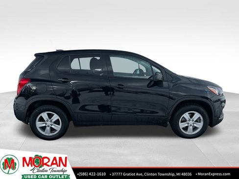 Used 2020 Chevrolet Trax LS w/ Tint and Cruise Package image 7