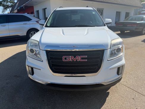 Used 2017 GMC Terrain SLE w/ Convenience Package AWD/4WD image 3