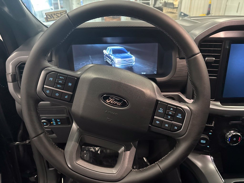 New 2026 Ford F150 XLT w/ XLT Black Appearance Package AWD/4WD image 18